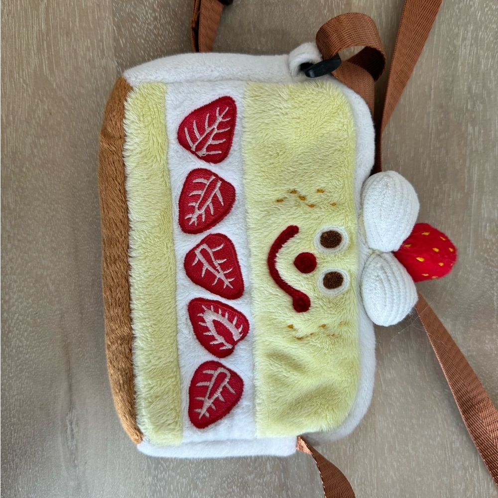 GLADLY GLADEE So CUTE Strawberry Cake Smile Crossbody Bag Pouch Never Worn NWT